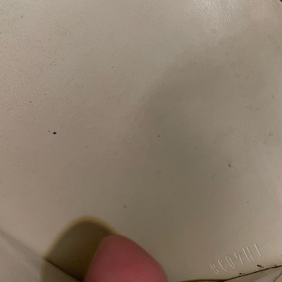 Louis Vuitton Wallet - Picture 4 of 13